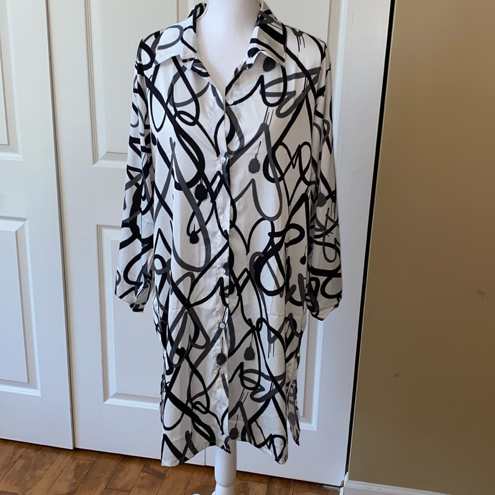 Jon and Anna Tunic Blouse L